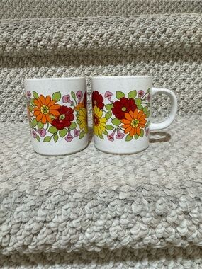 Vintage Floral Ceramic Mug Set - Orange, Red, Yellow